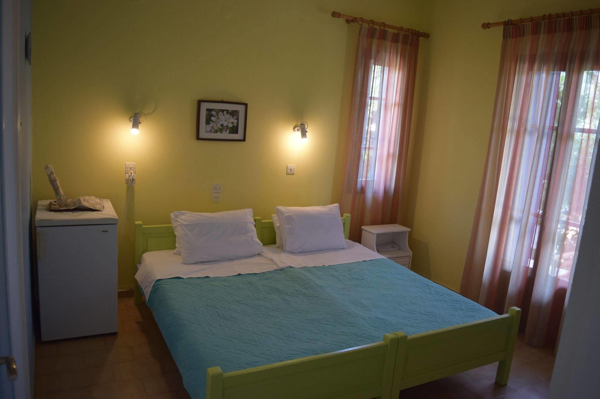 Rastoni Guest House Skopelos Esterno foto