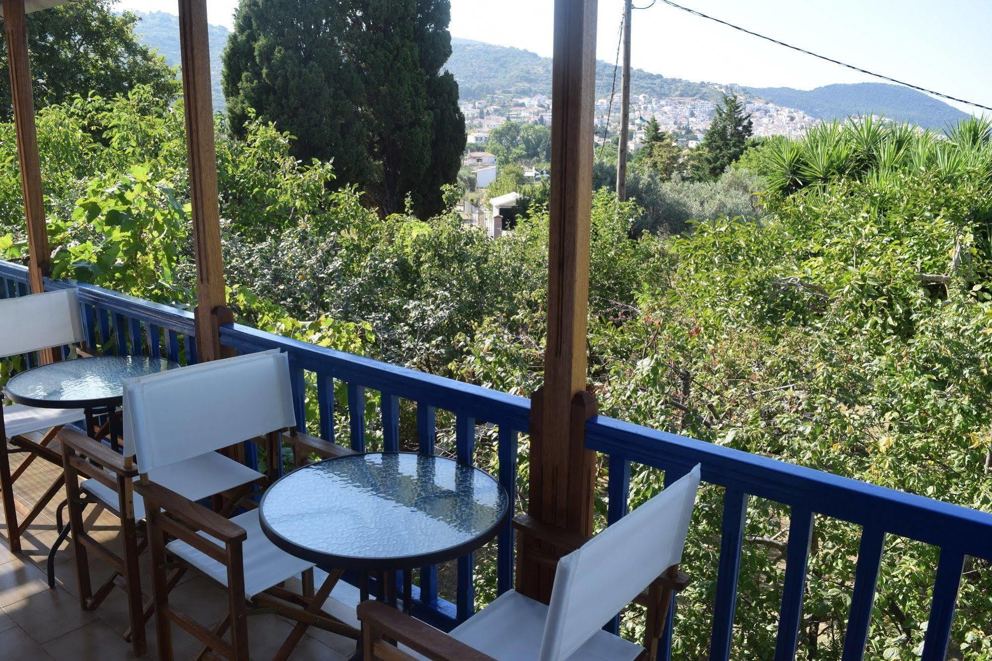 Rastoni Guest House Skopelos Esterno foto